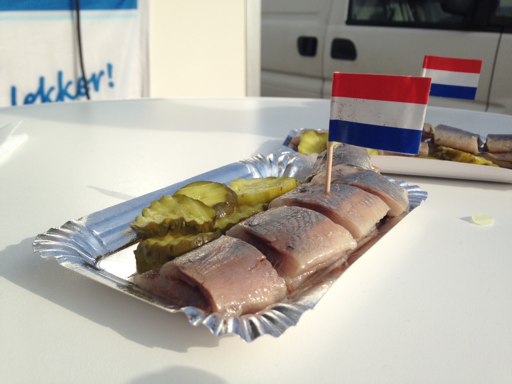 how to eat herring fish