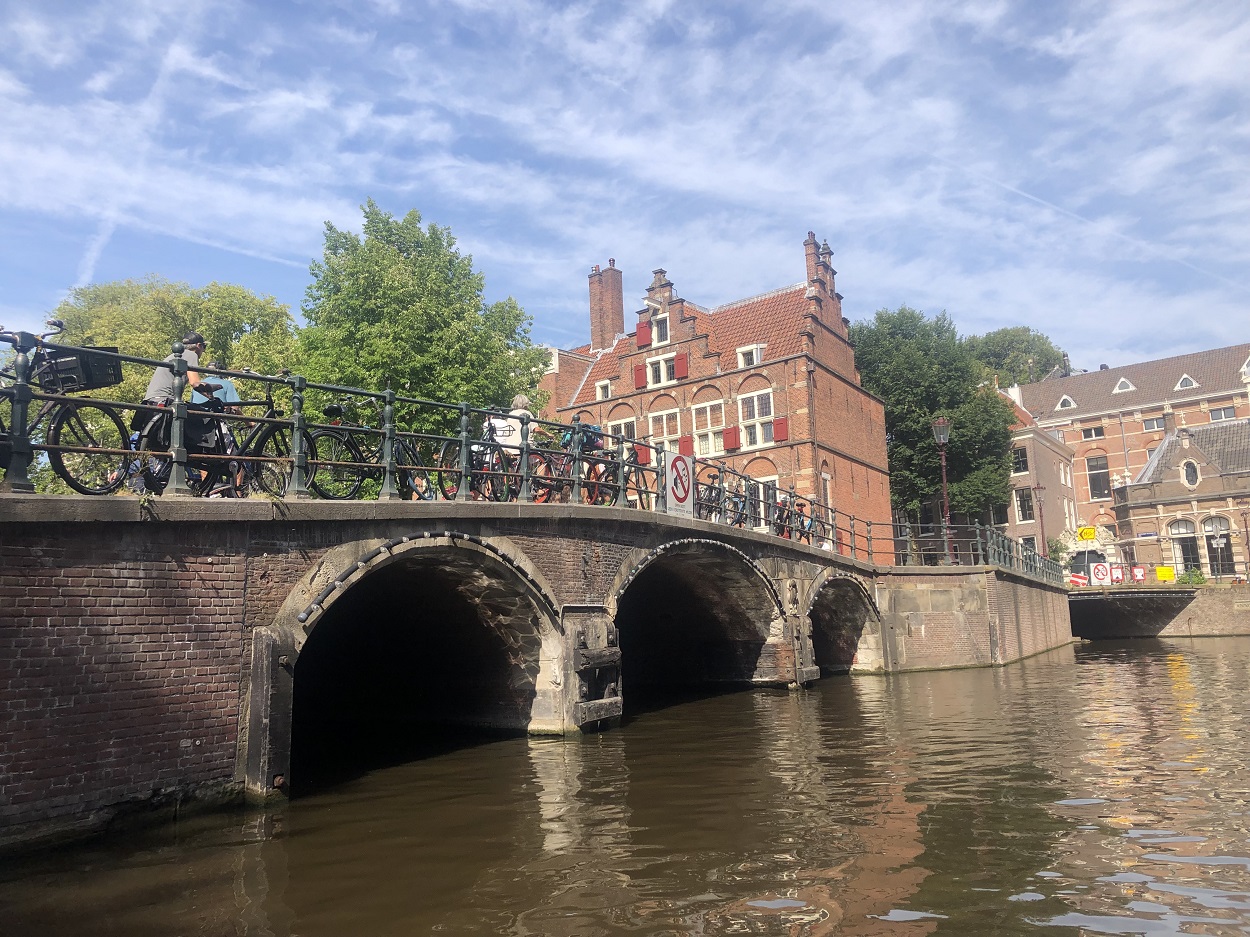 Canal cruises Amsterdam, best views and best canal cruises in Amsterdam