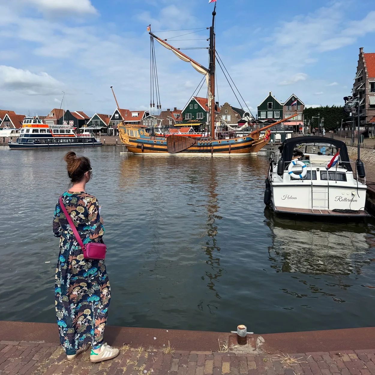 Holland Explorer author Anastasia Dudina in Volendam